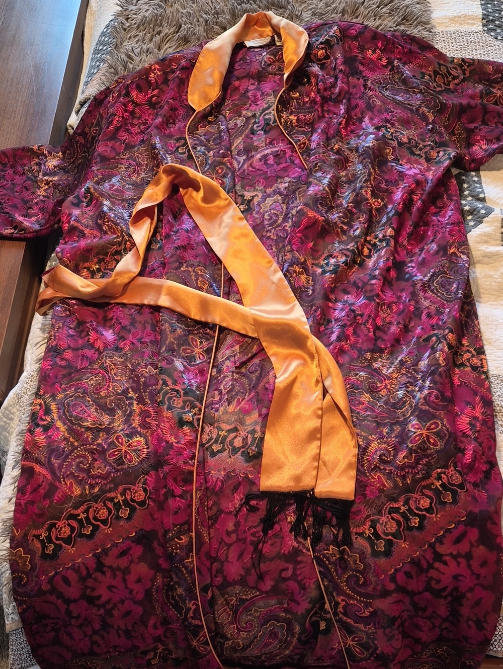 Vintage 1980's Victoria's Secret Gold Label Kimono Robe